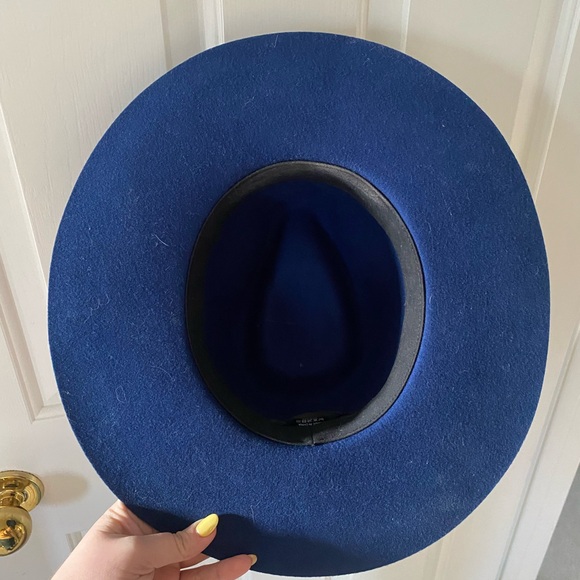 Classic Blue Hat - Picture 3 of 3